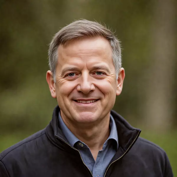 Men Professional Headshots example 5
