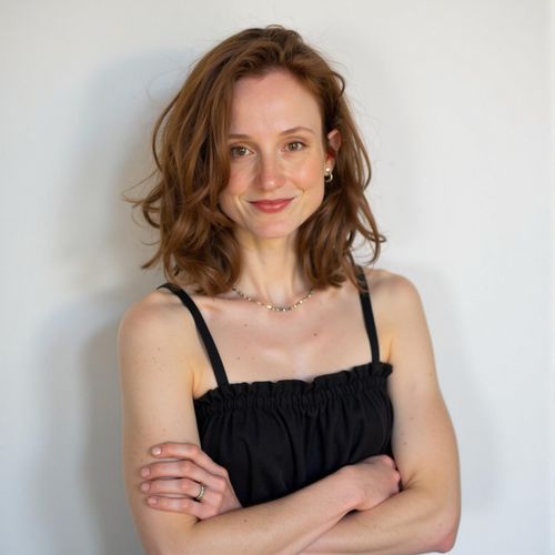 Showcase image for Thought Leader Profile - Prompt: a photo of me WOMAN as a thought leader, professional headshot, medium close-up, against a clean, modern background. WOMAN looking intelligent and insightful.